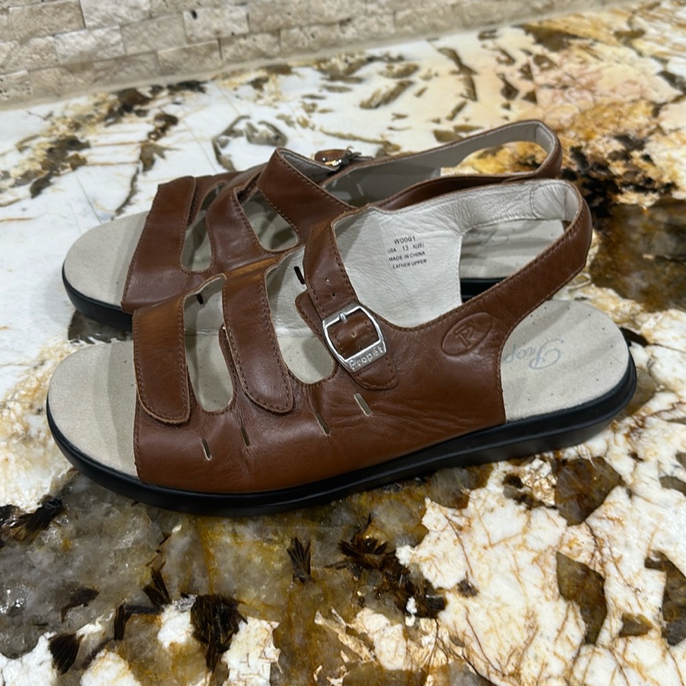 Propet Brown Breeze Walker Sandal Shoe Sz 13W